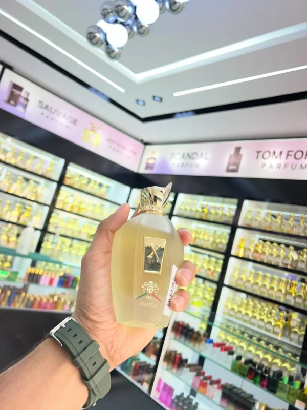 عطر NAXOS