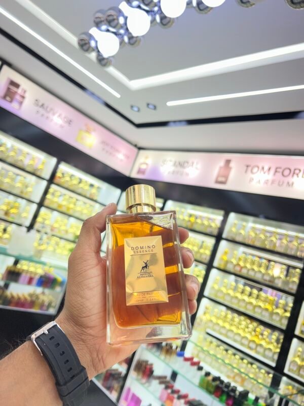 عطر DOMINO ESSENCE