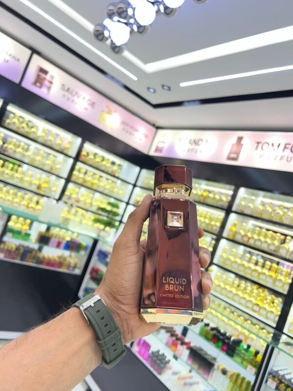 عطر LIQUID BRUN